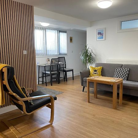 The Garden Apartment Newton Abbot Exteriör bild